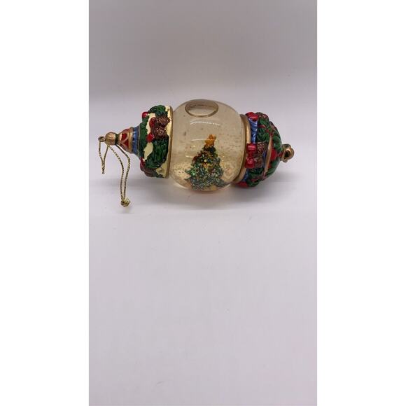Kirkland Signature Waterglobe Christmas Tree Ornament Snow Globe - Picture 4 of 4